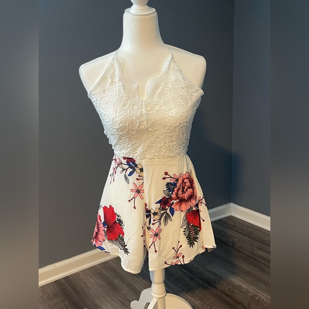 Crochet lace Floral Print Self-Tie Romper